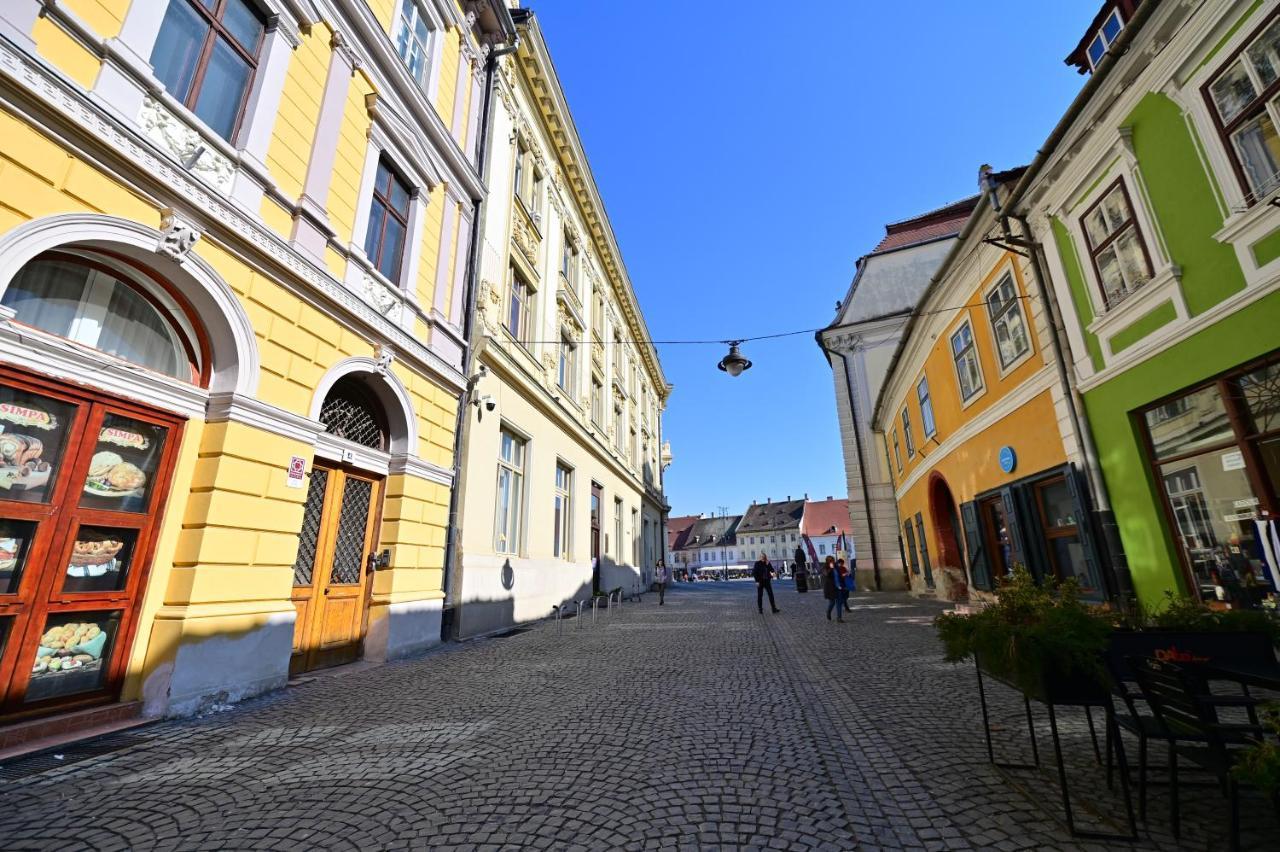 Flh - Royal Studios Sibiu Exteriör bild