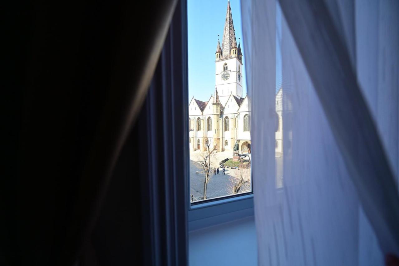 Flh - Royal Studios Sibiu Exteriör bild